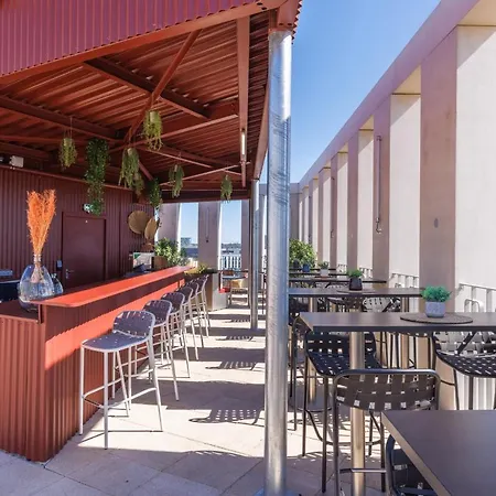 Hotel Jost Centre Gare Saint Jean 3*