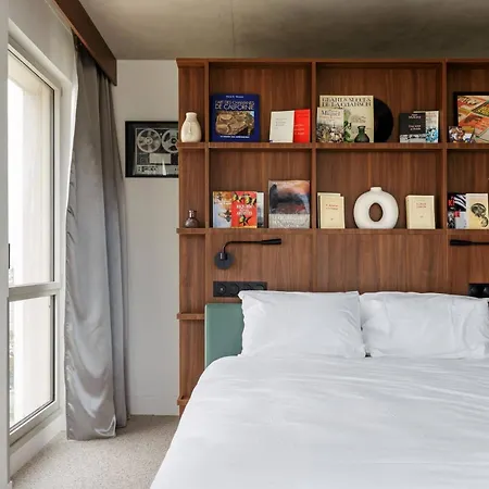 Hotel Jost Centre Gare Saint Jean 3*