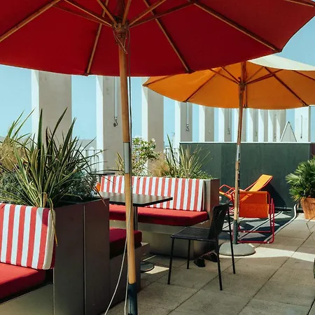 Hotel Jost Centre Gare Saint Jean 3*