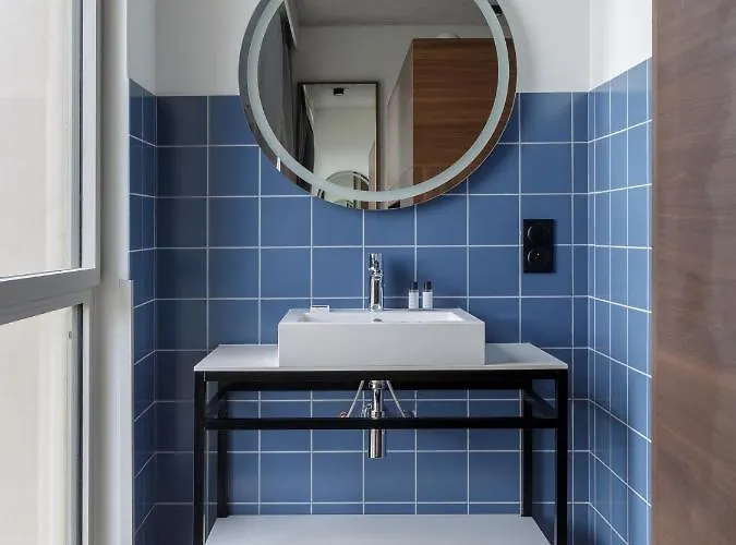 Hotel Jost Centre Gare Saint Jean 3*