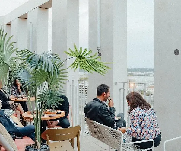 Jost Centre Gare Saint Jean Hotel 3*