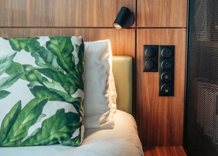 Jost Centre Gare Saint Jean Hotel