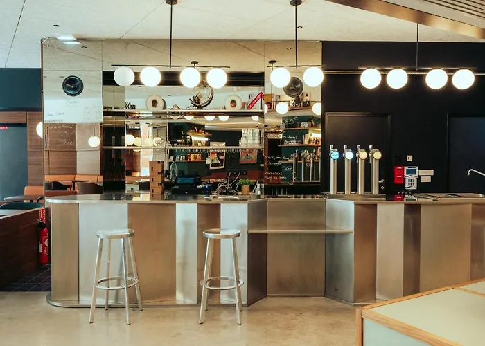 Jost Centre Gare Saint Jean Hotel